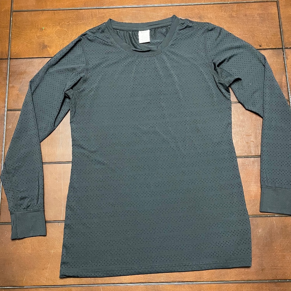 ZYIA Black Chill Long T Size Medium